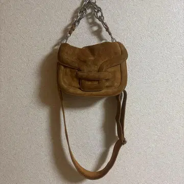 피에르 아르디 알파백 스웨이드