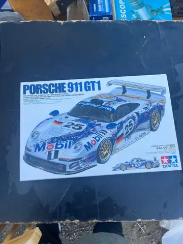 TAMIYA 포르쉐 911 GT1