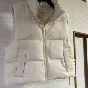 ZARA 새상품급 베이지 다운 베스트 S 사이즈