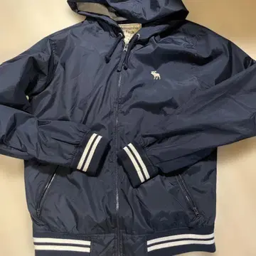 Abercrombie & Fitch 네이비 나일론 자켓