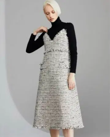 보더스 앳 발코니 프린지 장식 화이트 블랙 트위드 드레스