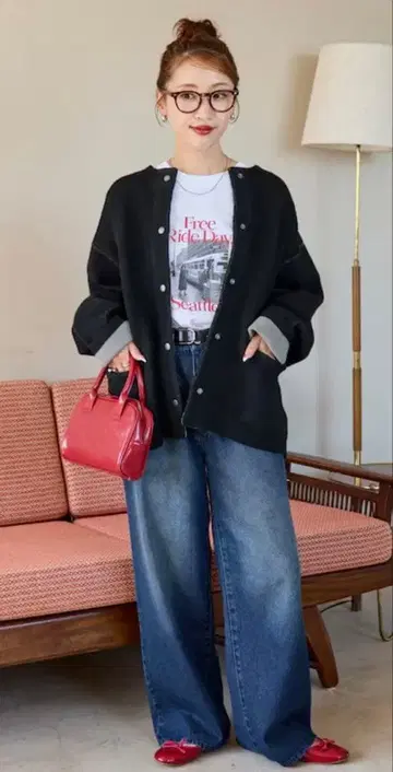 FREAKS STORE 안쪽 배색 스냅 니트 가디건 블랙