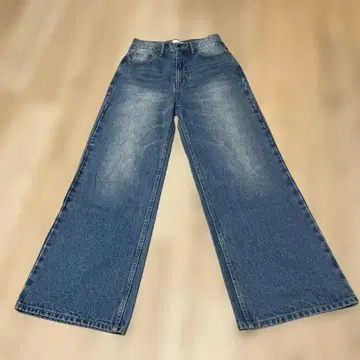 ACLENT 밑단 넓은 데님 팬츠