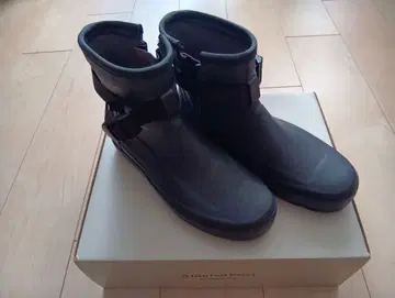 문스타 러버 부츠 ET027 차콜