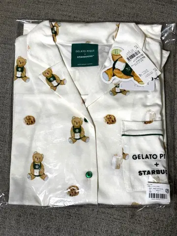 스타벅스 x 젤라또피케 베어 패턴 티셔츠 셔츠 아이보리