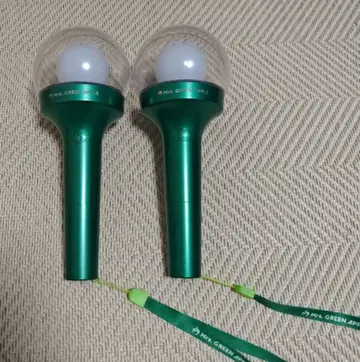 MGA Official Light Stick 미세스 라이트 스틱 2개