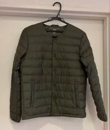 유니클로 울트라 라이트 다운 자켓 S 올리브 그린