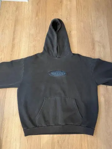 우에스기 슈헤이 피그먼트 염색 후드티