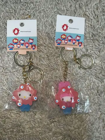 미야쿠미야쿠 x 산리오 컬러풀 캐릭터 키링 2개 세트
