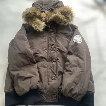 브라운 다운 자켓 퍼 포함