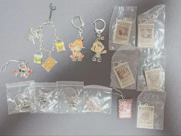 원피스 스트랩 키링 묶음 판매