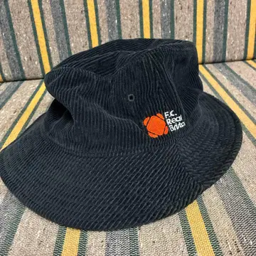 나이키 x F.C.R.B 코듀로이 햇 블랙