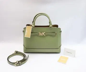 미사용 새상품 마이클코어스 REED 벨티드 백 2way 그린 계열