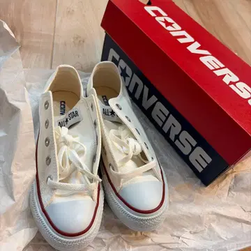 새상품 미사용 CONVERSE ALL STAR 화이트 스니커즈 23cm!