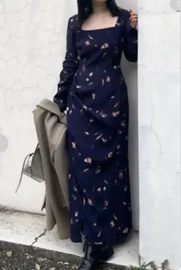 프레이 아이디 스퀘어넥 원피스