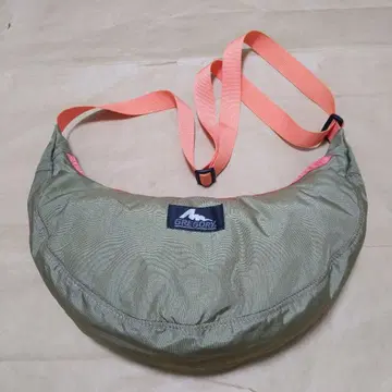 그레고리 라핀 백 (초승달형 파우치) 구 로고 MADE IN USA