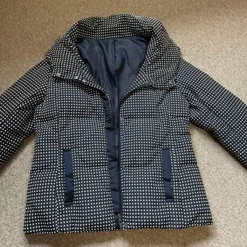 새상품급 도트 무늬 다운 자켓