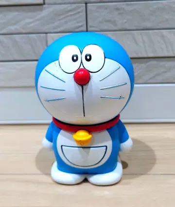 이쪽을 봐 DORAEMON 손바닥 사이즈의 도라에몽 타카라토미