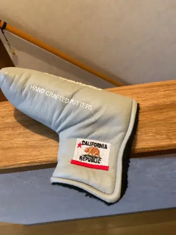 JOHN BYRON 퍼터용 골프헤드커버 캘리포니아주 깃발 디자인