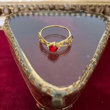 레어! 새상품급! 빈티지 데드스탁 단품 섬세한 빨간색 큐빅 반지
