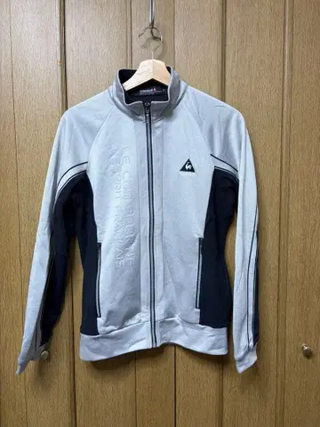 르꼬끄 그레이/블랙 지퍼 자켓