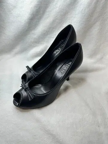 DIANA 블랙 오픈토