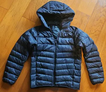 새상품급 유니클로 후드 울트라 라이트 다운 자켓 블랙 남성용 S