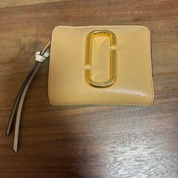 Marc Jacobs 이단 접이식 지갑 베이지 그린