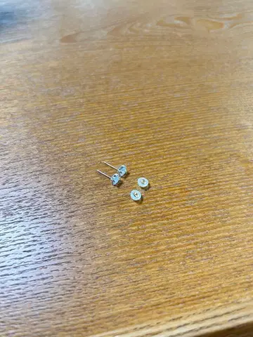 실버 지르코니아 크리스탈 스터드 귀걸이