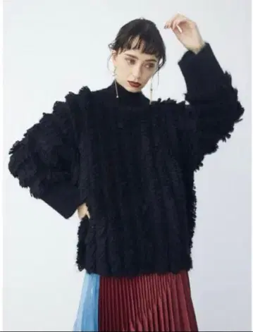 UN3D. 아쓰리드 루프 니트 LiSA 착용 블랙