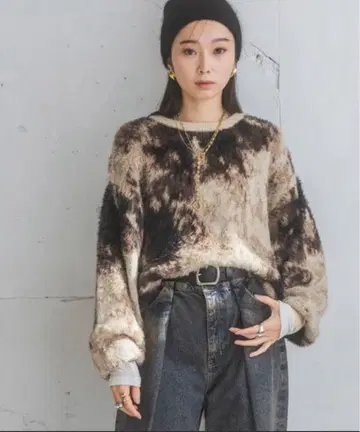 jeanasis 애니멀 라이크 패턴 풀오버