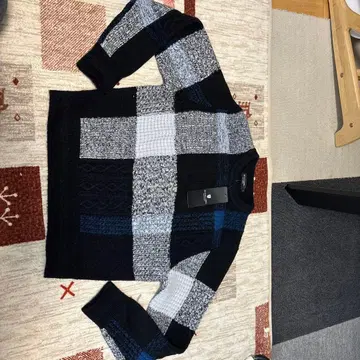 BLACK LABEL CRESTBRIDGE 체크 무늬 니트 스웨터