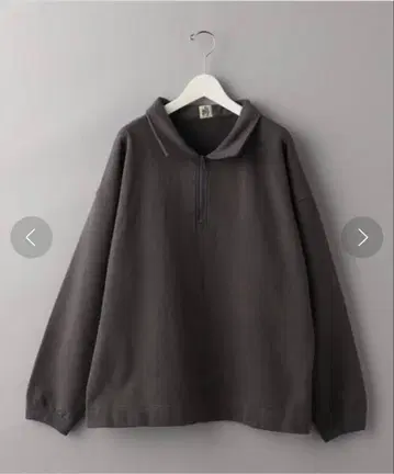 다크 그레이 하프 지퍼 맨투맨