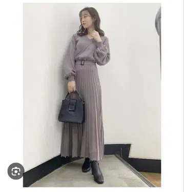 dazzlin 플리츠 카슈쿨 롱 슬리브 원피스 그레이 프리 사이즈