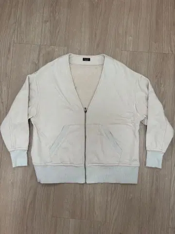 MR. OLIVE 크림색 가디건 M 사이즈