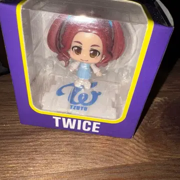 TWICE TZUYU 미니 피규어