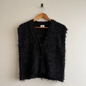 지나시스el 프린지 슬리브리스 니트