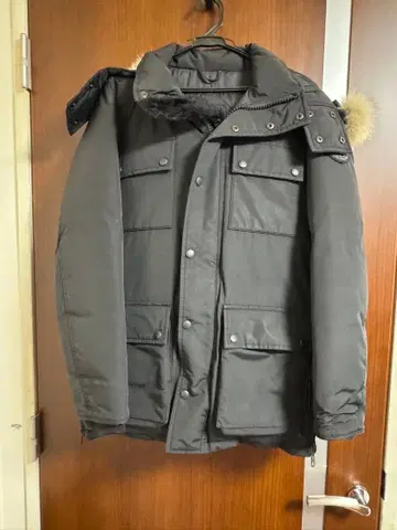 CANADA GOOSE 밴크로프트 다운 자켓 블랙 와펜 XS