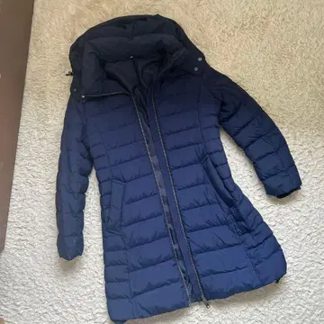 무인양품 네이비 다운 자켓 M 사이즈 후드 탈부착 가능