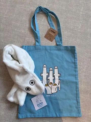 무민 토트백과 머플러