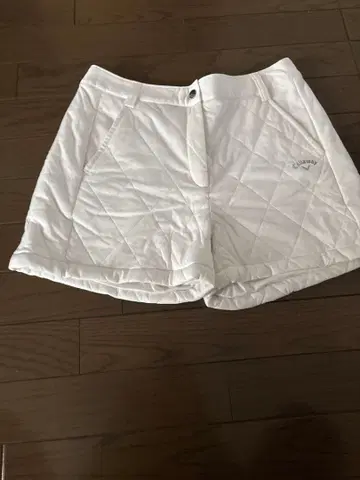 캘러웨이 여성용 숏팬츠 화이트 퀼팅