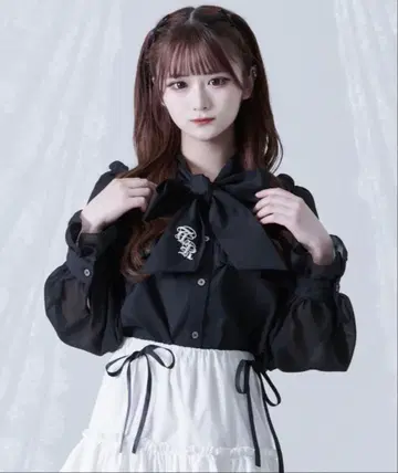 TRAVAS TOKYO 트라바스 쉬폰 보타이 블라우스 블랙