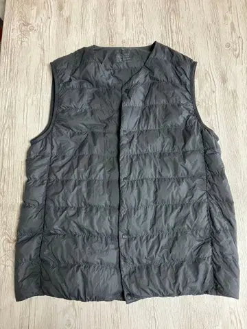 새상품급 MUJI 그레이 다운 베스트 XL