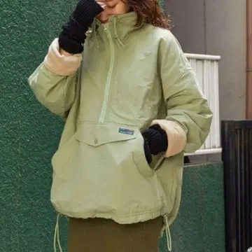 새상품 FREAK'S x OUTDOORS 안감 플리스 하프 지퍼 풀오버