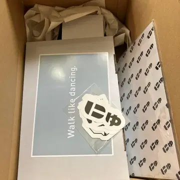 뉴 복상자 ENGACIO 그레이 스니커즈