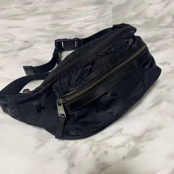 마이클코어스 Michael Kors 나일론 숄더백