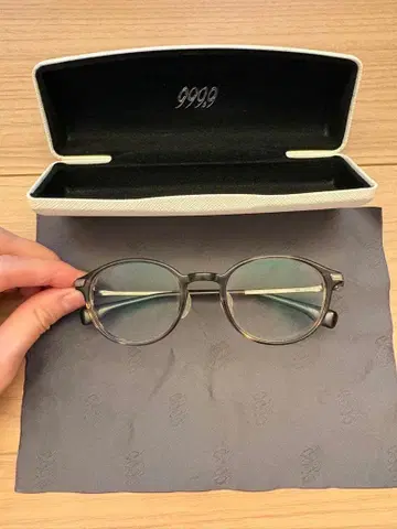 999.9 그레이 라운드 프레임 안경