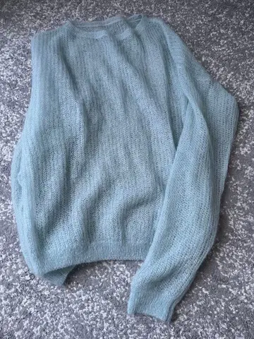 CITY SHOP 페일 블루 모헤어 니트 스웨터