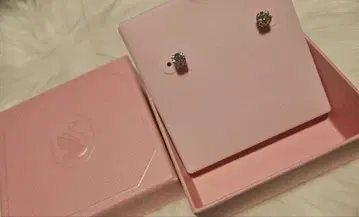 SWAROVSKI [컨디션 최상] 라운드 컷 로즈 골드 스터드 귀걸이