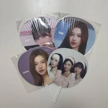 TWICE MISAMO 부채 사나 모모